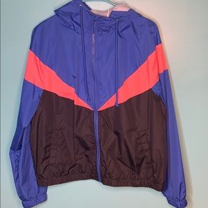 Flirt it use Windbreaker